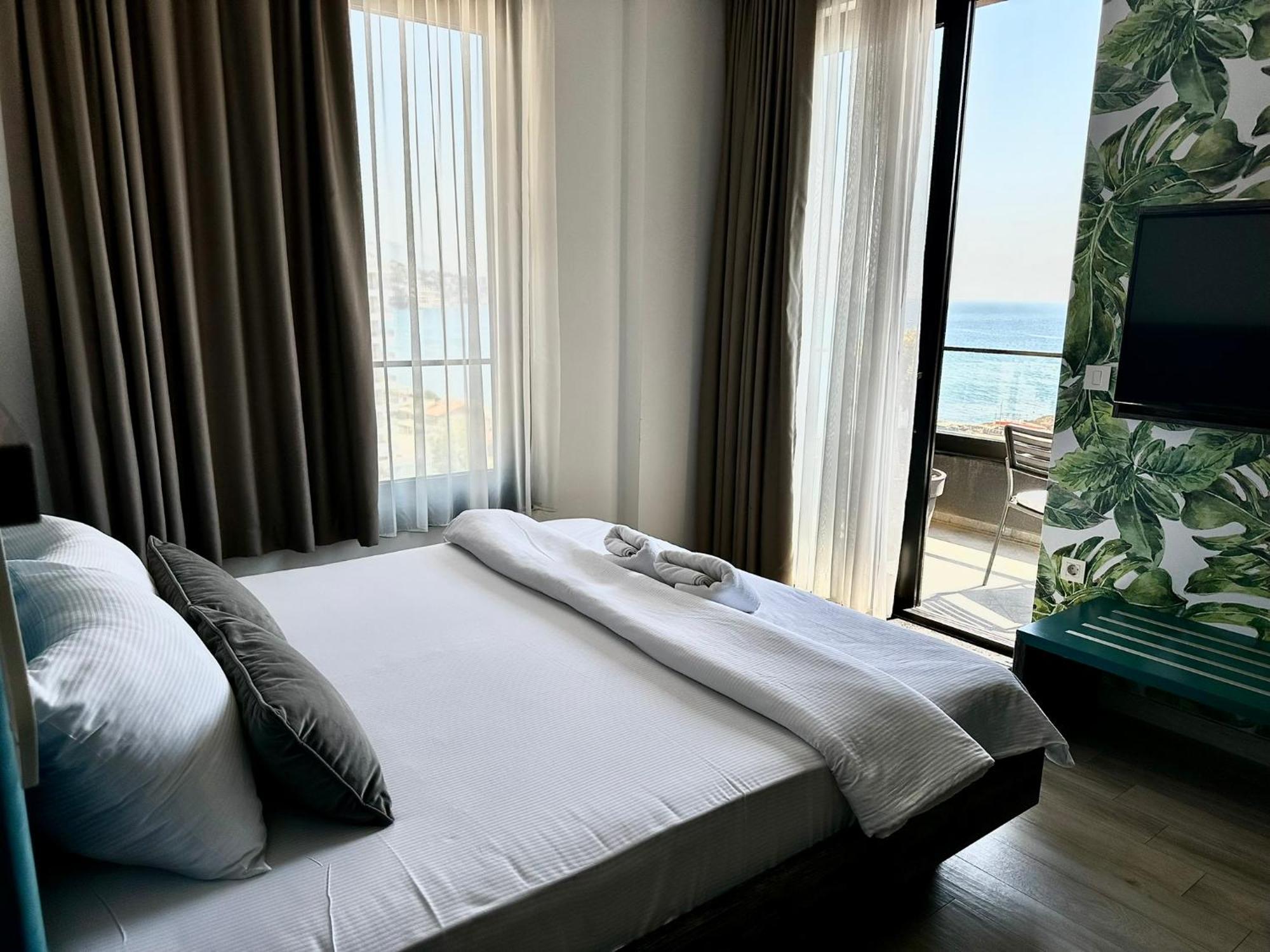 סוטומורה Hotel Del Medio מראה חיצוני תמונה