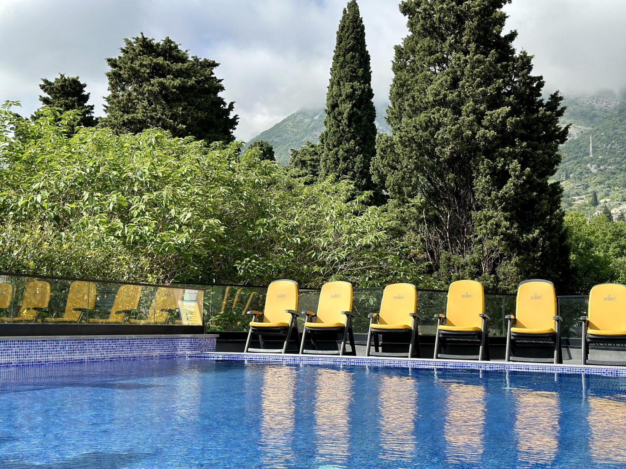 סוטומורה Hotel Del Medio מראה חיצוני תמונה