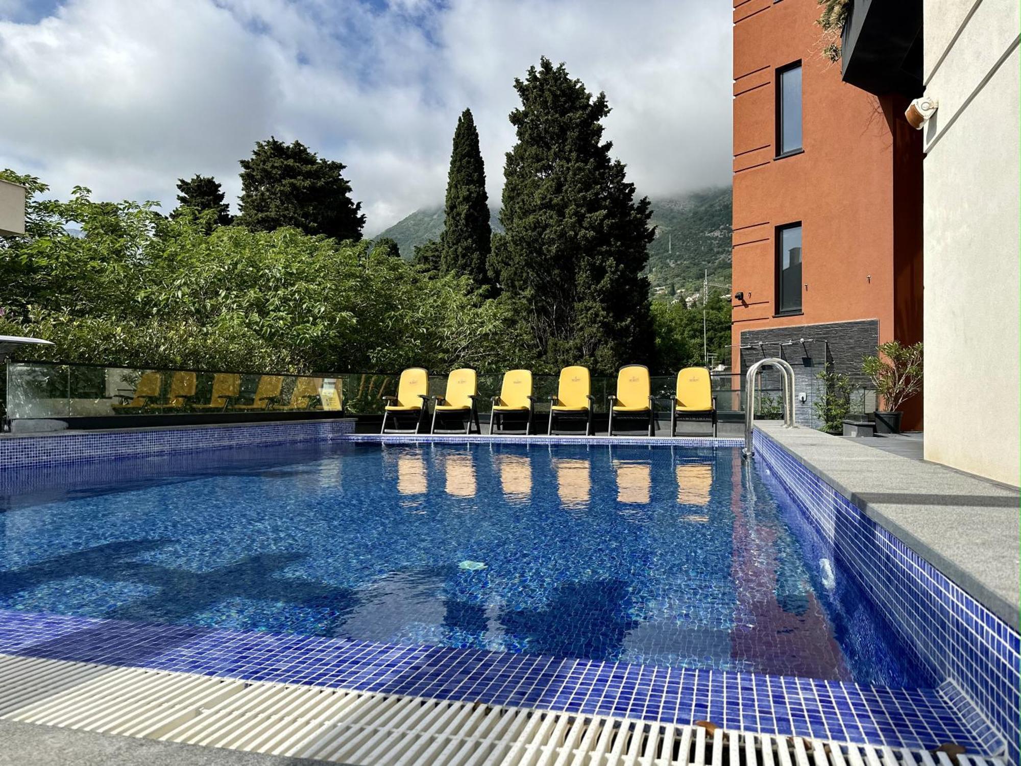 סוטומורה Hotel Del Medio מראה חיצוני תמונה